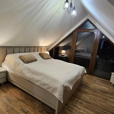 Zacisze 20 M2 Apartament *