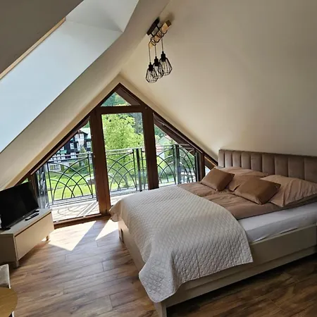 Zacisze Apartment *